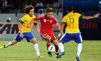 中国足球比赛防守时刻,中国足球唯一一次战胜巴西的时候是什么时候,几比几?